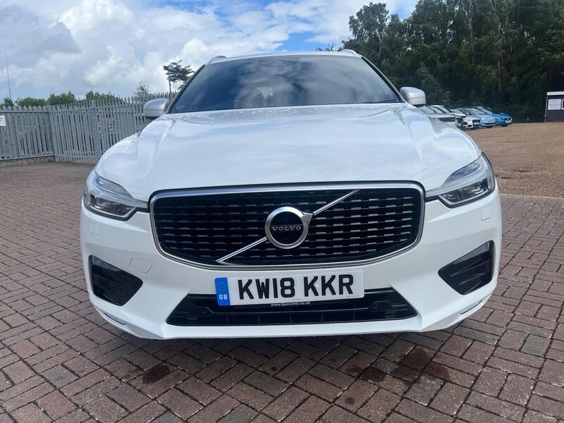 Volvo XC60 view 5