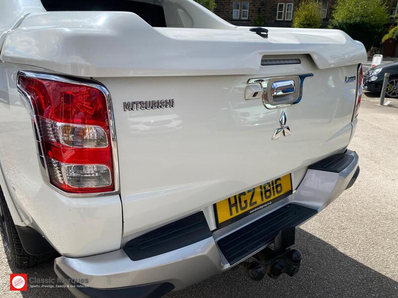 Mitsubishi L200 view 6