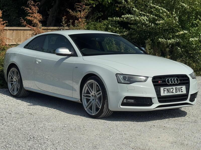 Audi Audi S5 view 3