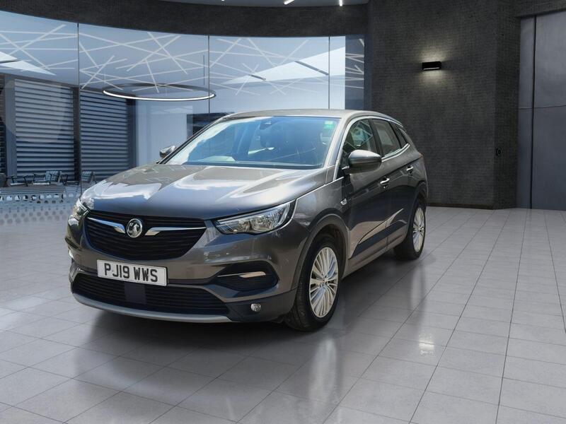 Vauxhall Grandland X view 3