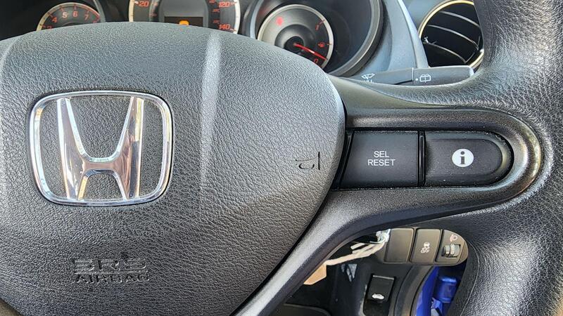 2012 Honda Jazz — photo 33
