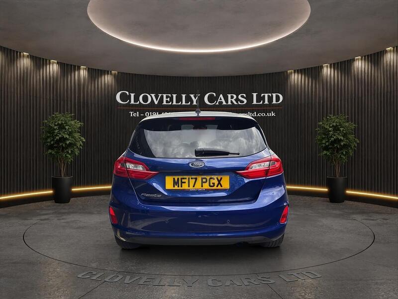 Ford Fiesta view 5