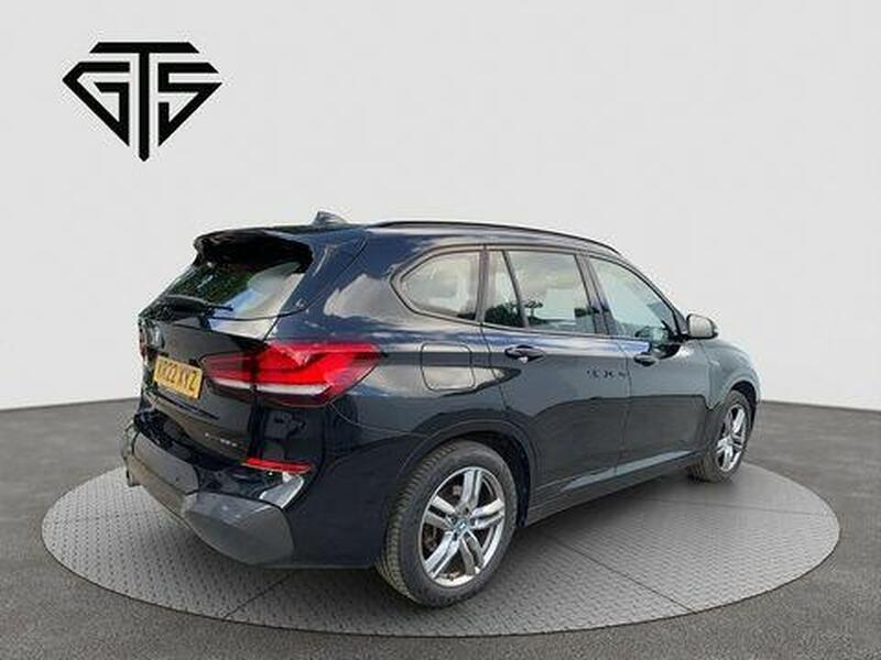 BMW X1 view 3