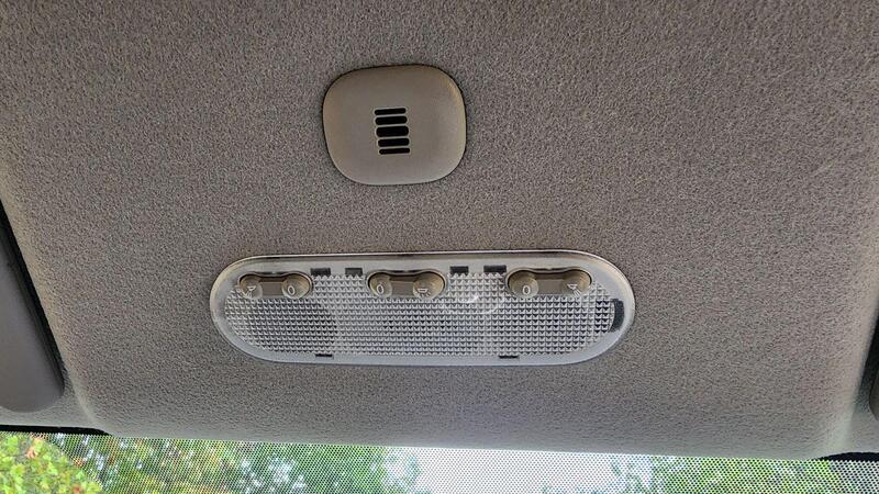 2015 Nissan Note — photo 40