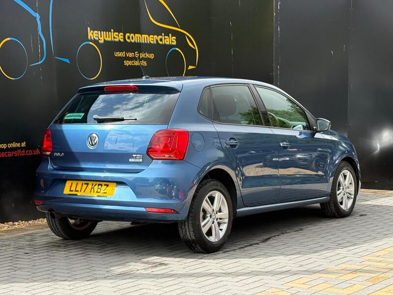 Volkswagen Polo view 5