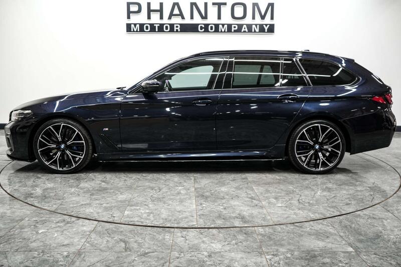 BMW 5 Series view 3