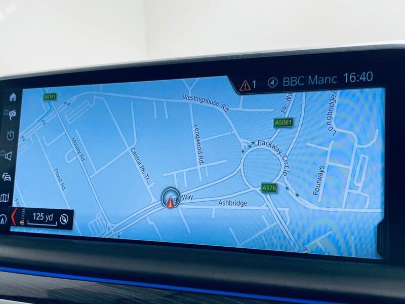 BMW 7 Series view 2