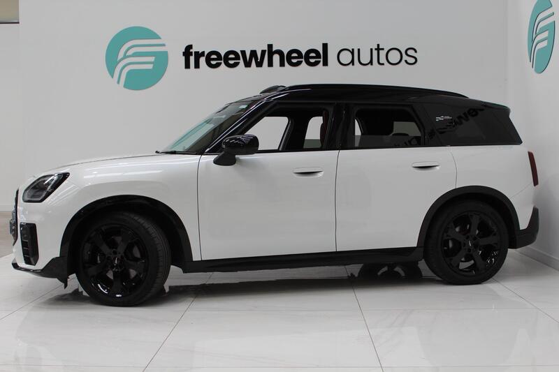 2024 MINI Electric Countryman in White — image 6 of 90