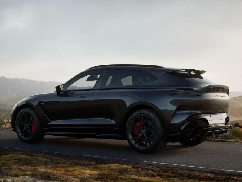 Aston Martin DBX view 3