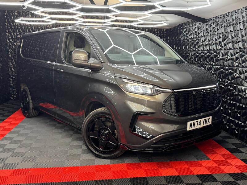 2024 Ford Transit Custom - exterior