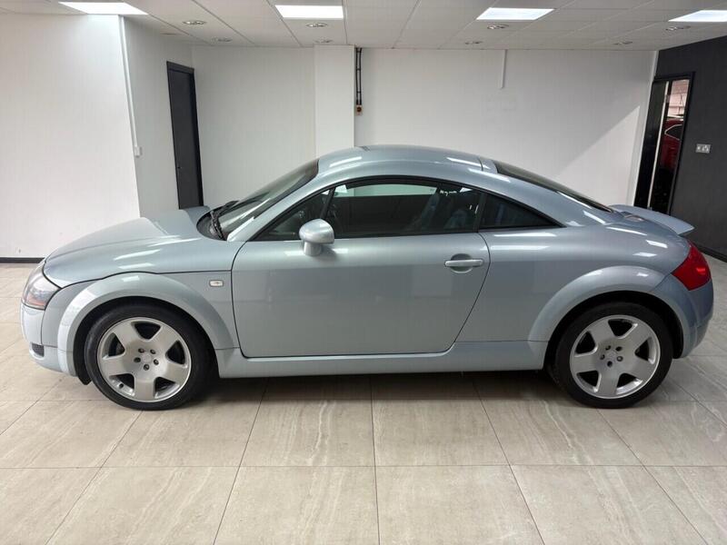 Audi Audi TT view 6