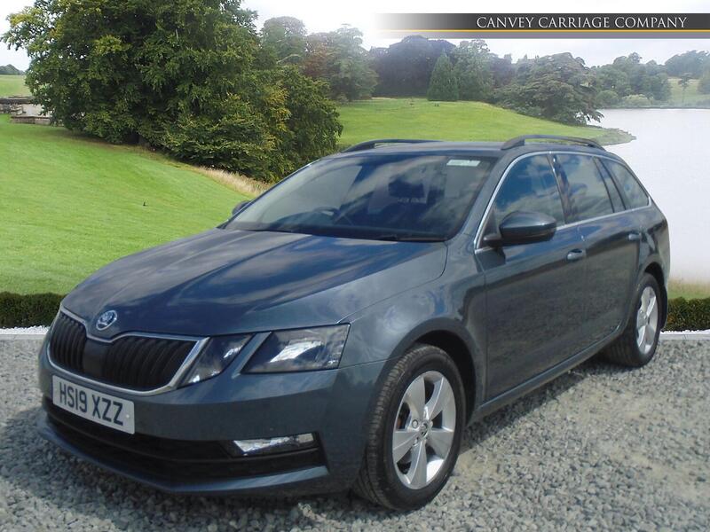 Skoda Octavia view 2