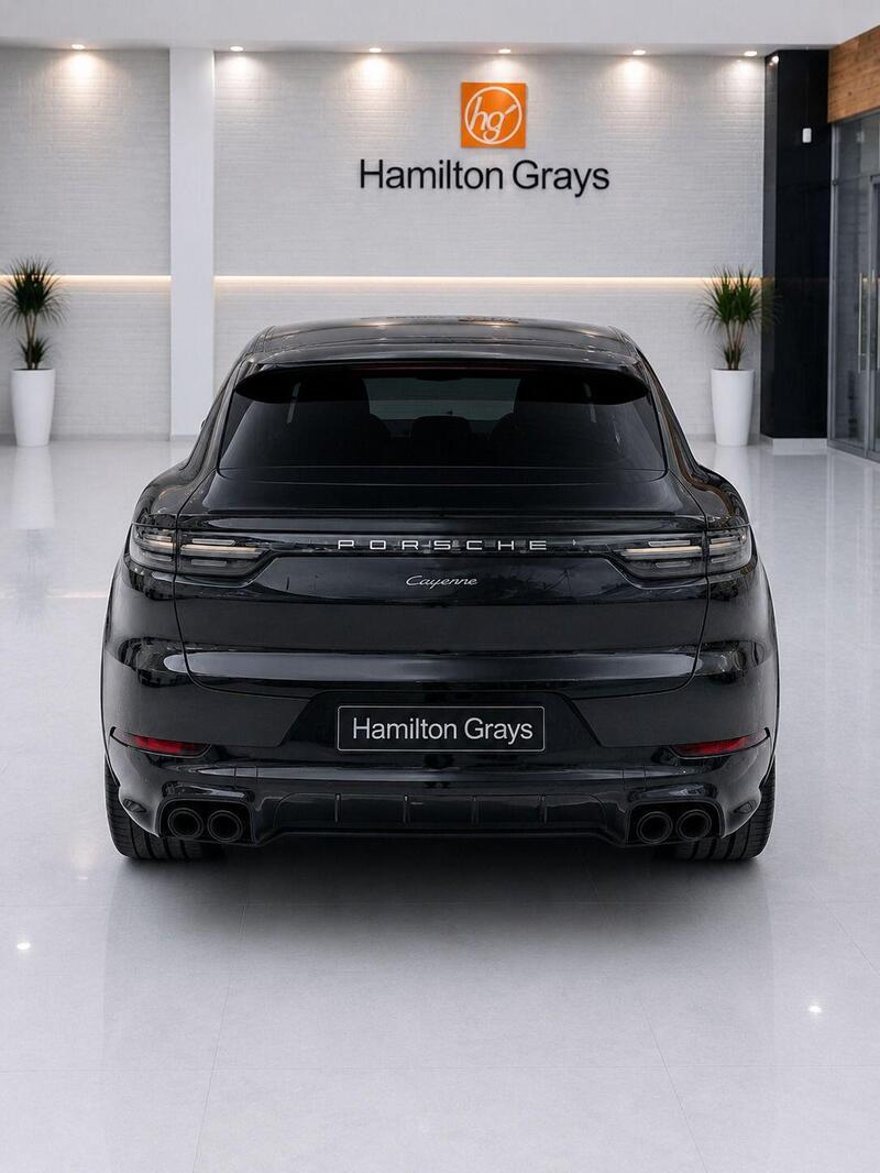 Porsche Cayenne view 5