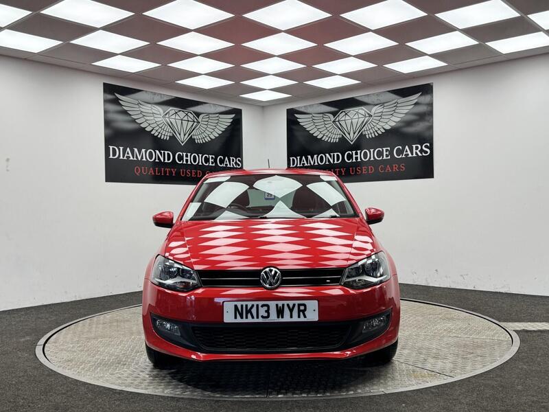 Volkswagen Polo view 2