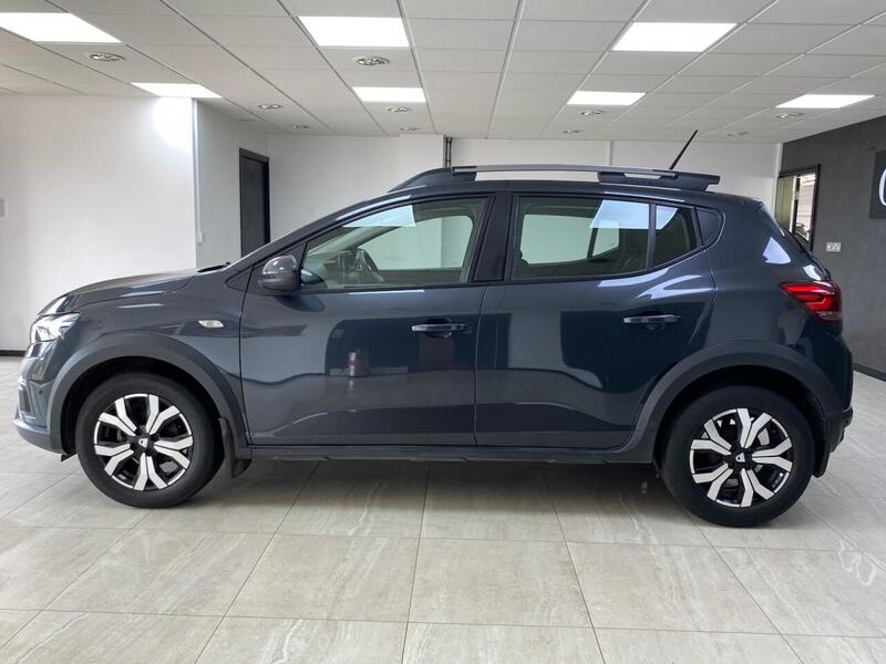 Dacia Sandero Stepway view 6