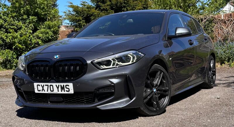 BMW 1 Series view 2