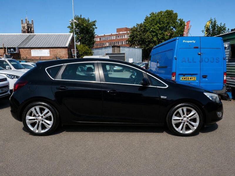 Vauxhall Astra view 5