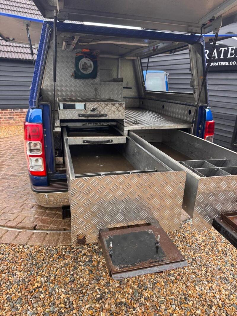 Ford Ranger view 3