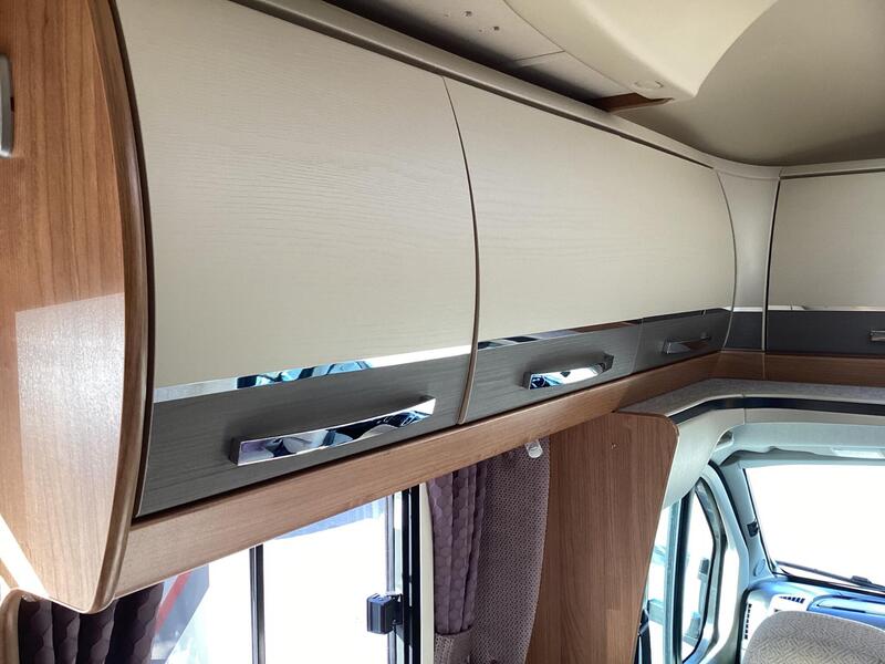 Auto-Trail Tracker RB — image 20