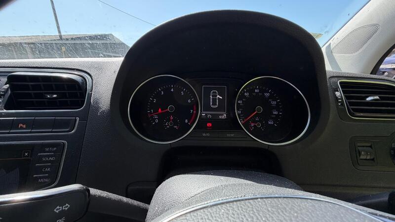 2016 Volkswagen Polo — photo 12