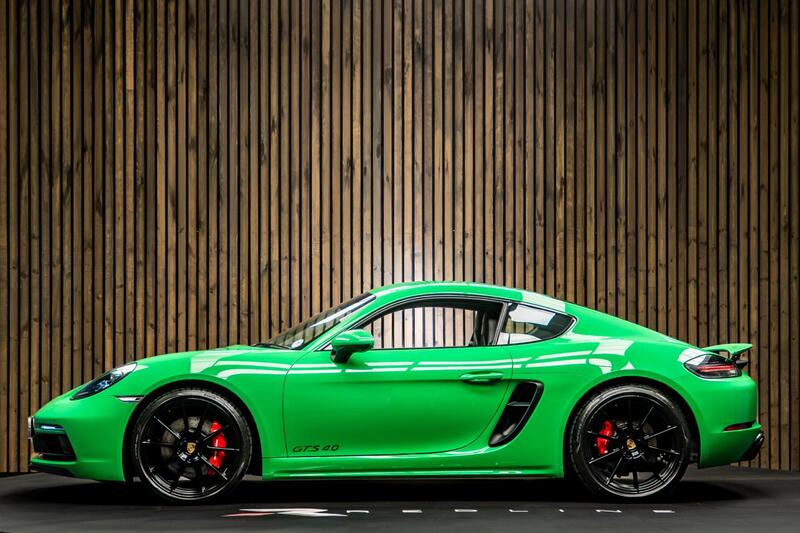 Porsche Cayman view 7