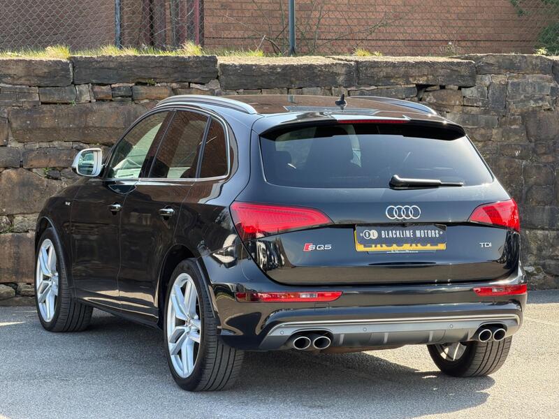 Audi Audi SQ5 view 5