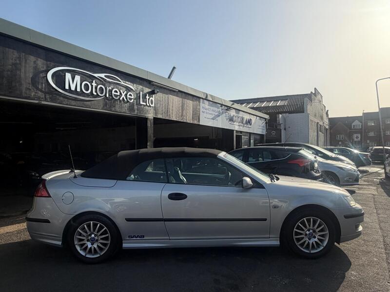 Saab 9-3 view 6