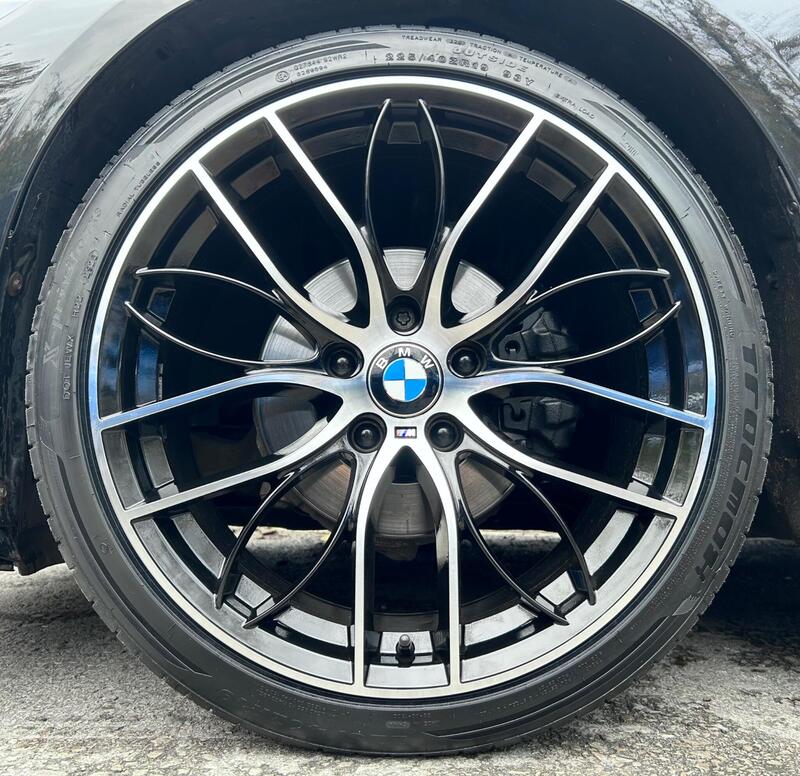 BMW 3 Series view 2