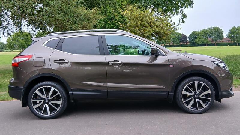 Nissan Qashqai view 2