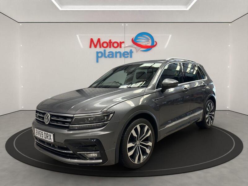 Volkswagen Tiguan view 3