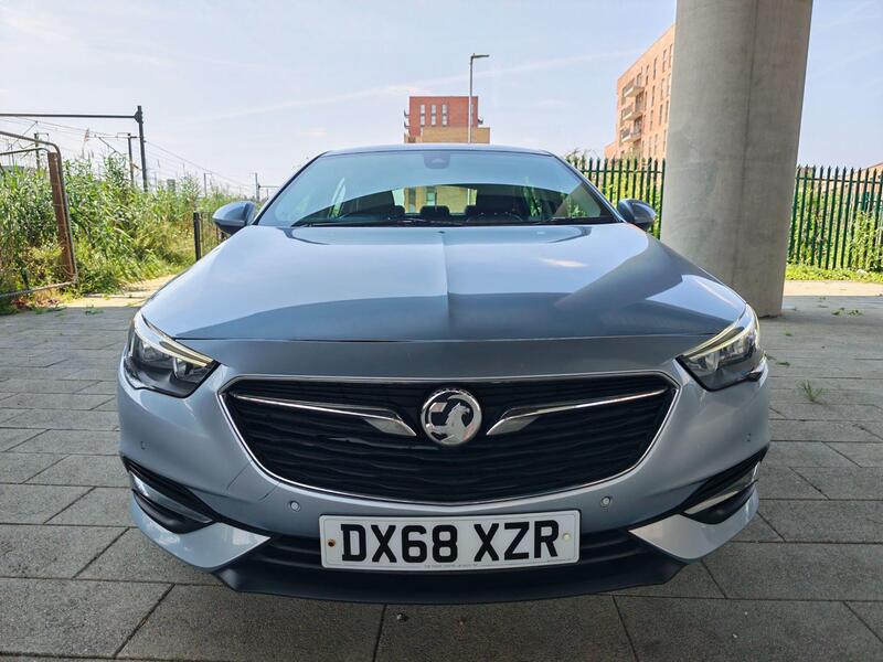 Vauxhall Insignia view 5