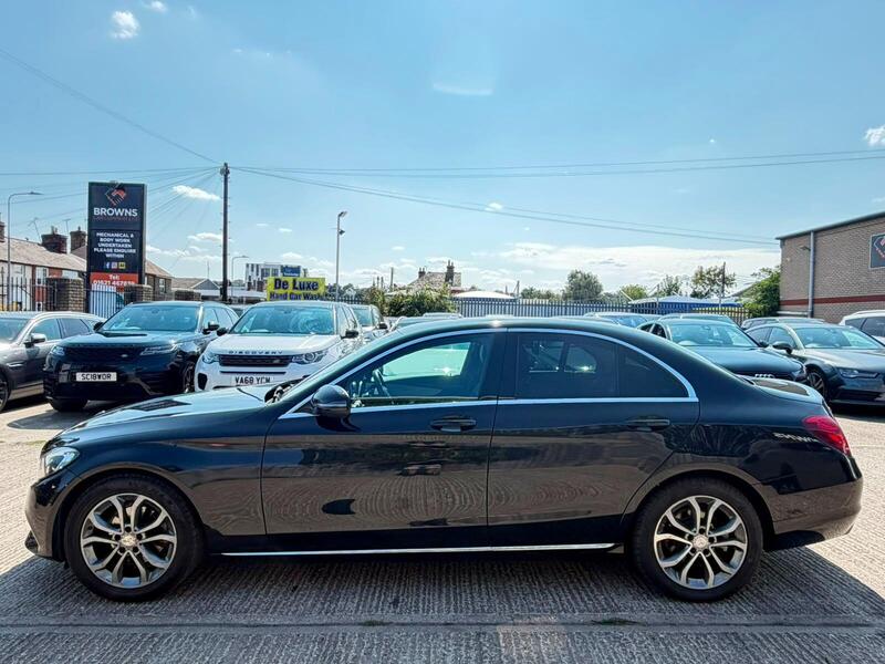 Mercedes-Benz C Class view 5