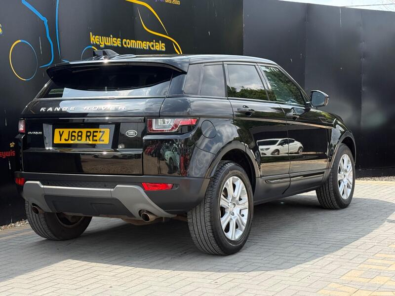 Land Rover Range Rover Evoque view 5