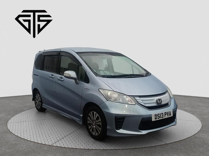 2013 Honda Freed in Blue for sale