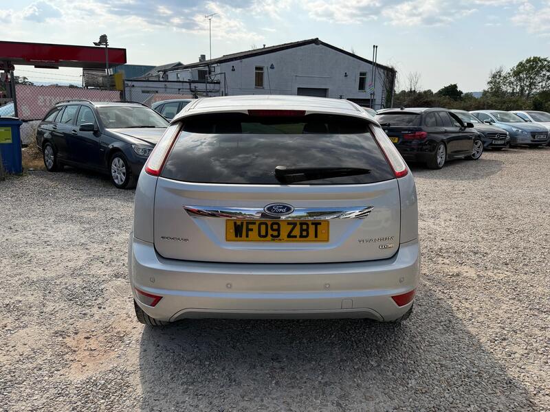 Ford Focus view 7
