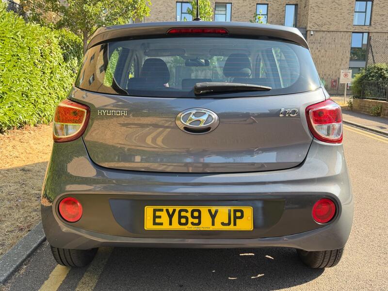 Hyundai I10 view 7