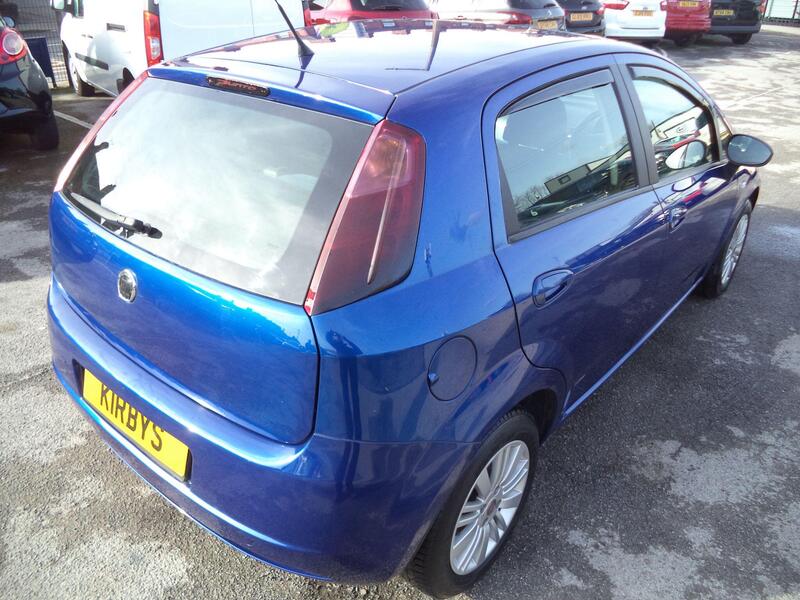 Fiat Grande Punto view 7