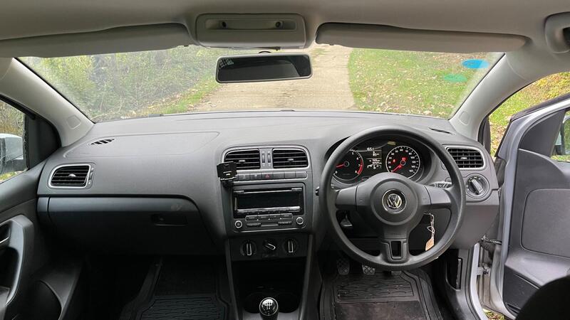 2013 Volkswagen Polo — photo 19
