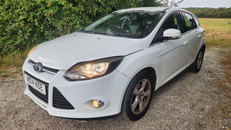 2014 Ford Focus — photo 2