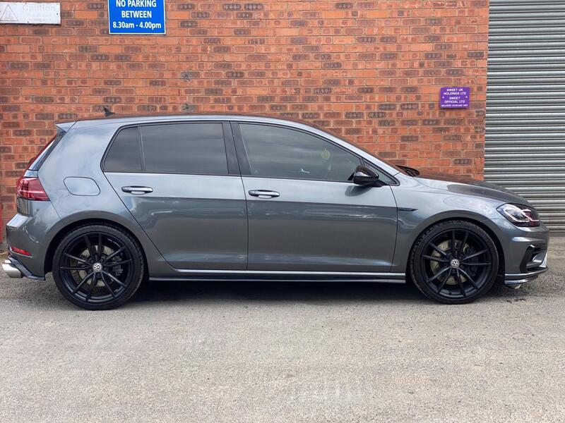 Volkswagen Golf view 5