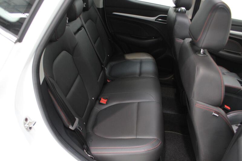2022 MG MG ZS in White — image 17 of 70