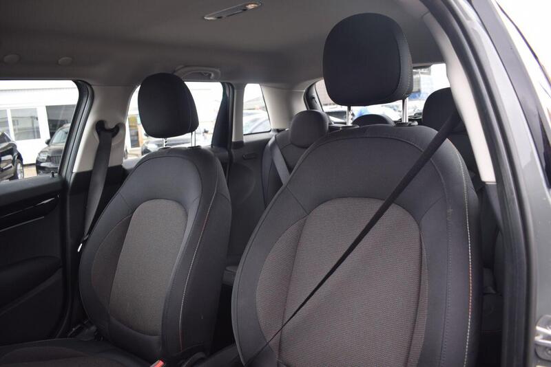 Mini Hatch view 4
