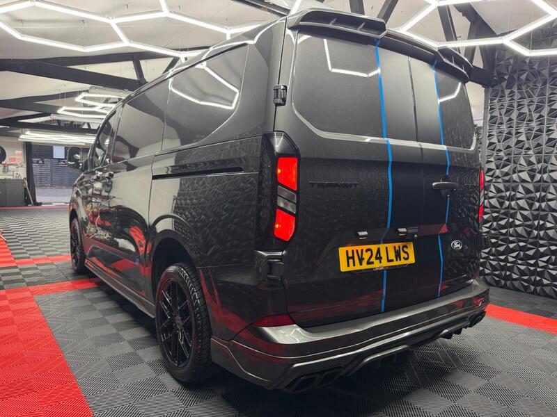2024 Ford Transit Custom - exterior