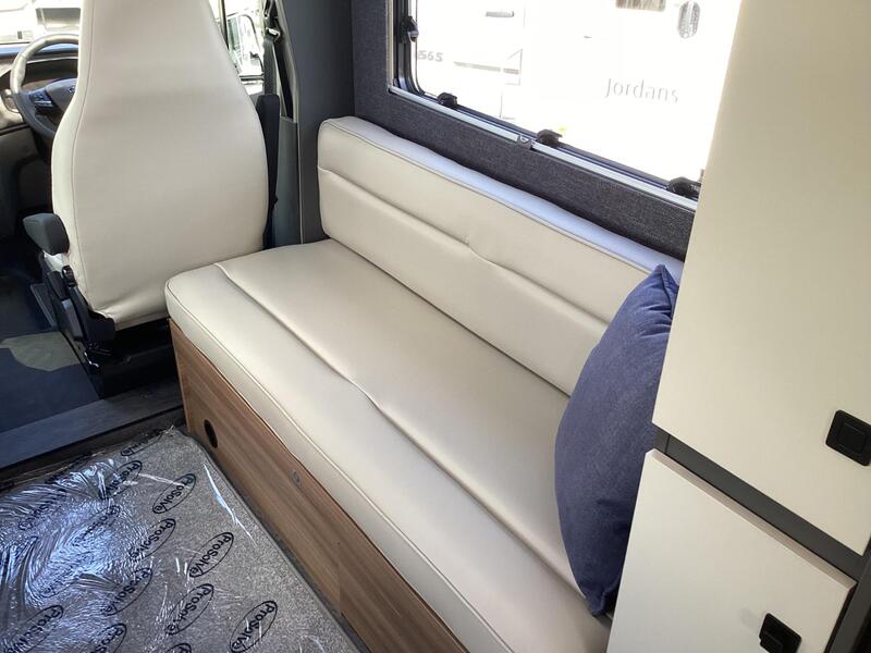Auto-Trail Excel 620S — image 25