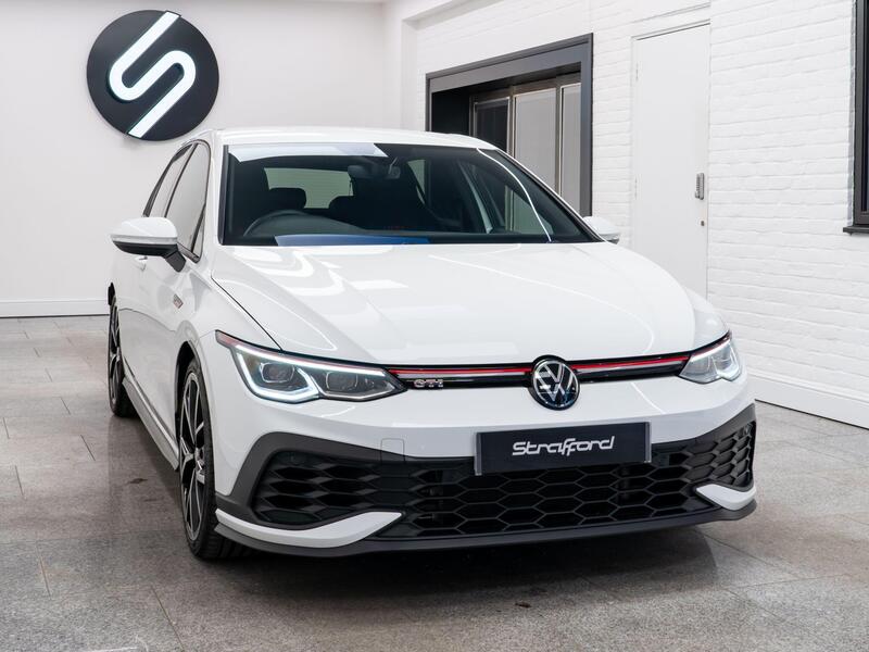 Volkswagen Golf view 4