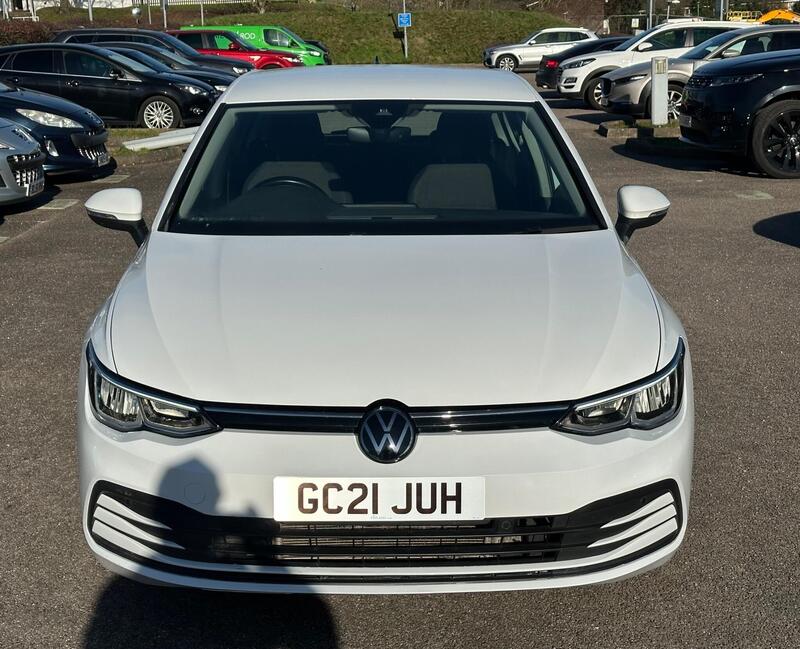 Volkswagen Golf view 3