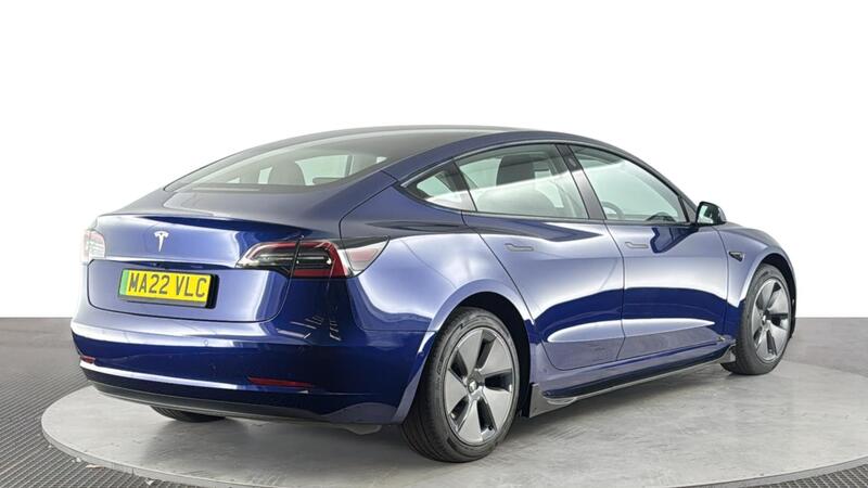 Tesla Model 3 view 4