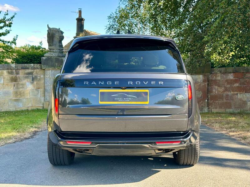 Land Rover Range Rover view 5