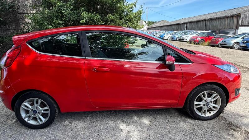 2014 Ford Fiesta — photo 7