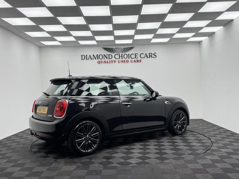 Mini Cooper view 6